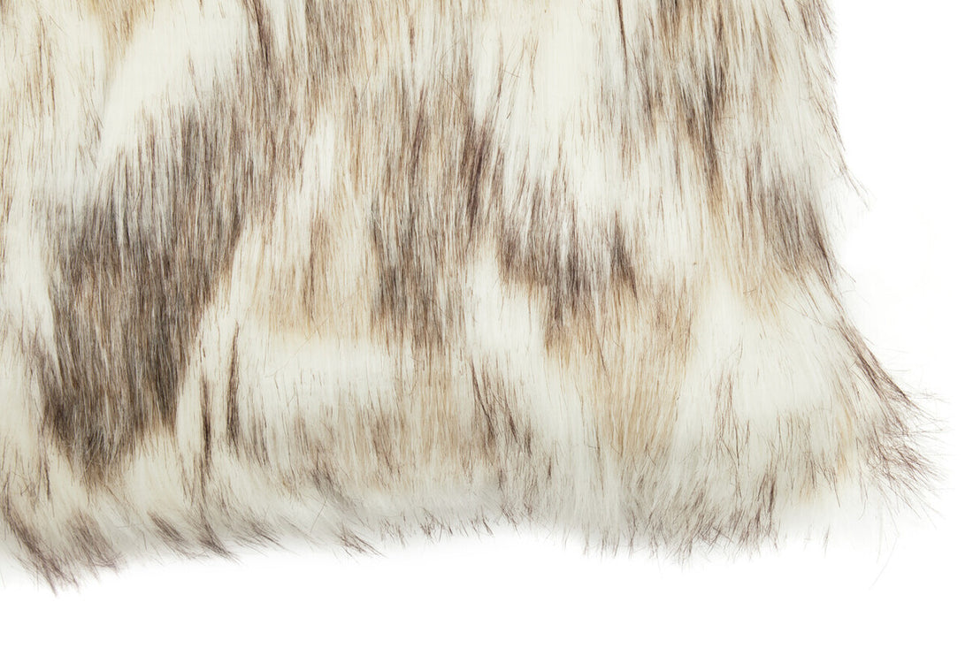 Bosie Lamina Natural Rectangular Fur Cushion - Image 11