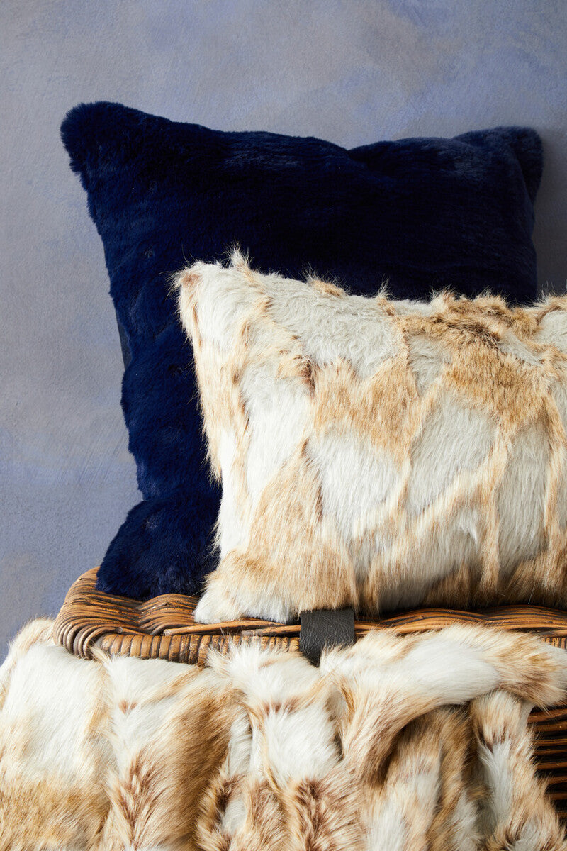 Bosie Lamina Grey And Natural Fur Throw - Image 3