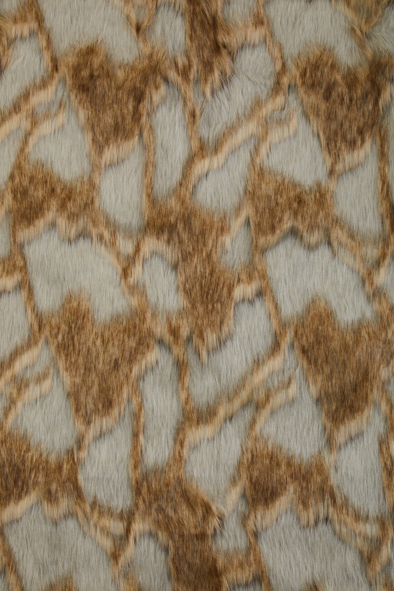 Bosie Lamina Grey And Natural Fur Throw - Image 14