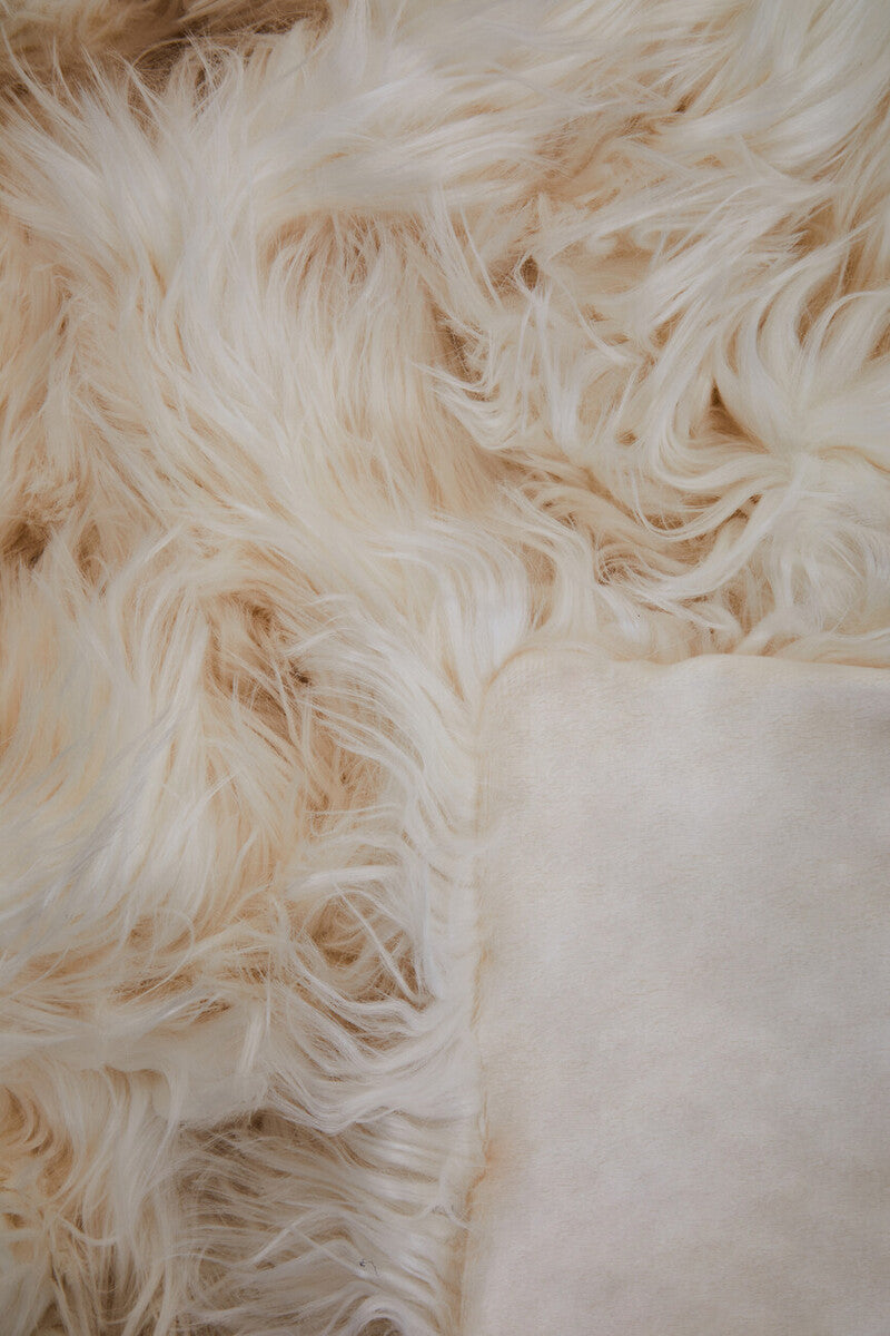 Bosie Lamina Cream Fur Throw - Image 8