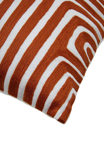Bosie Ozella Rust And White Cushion - Image 9