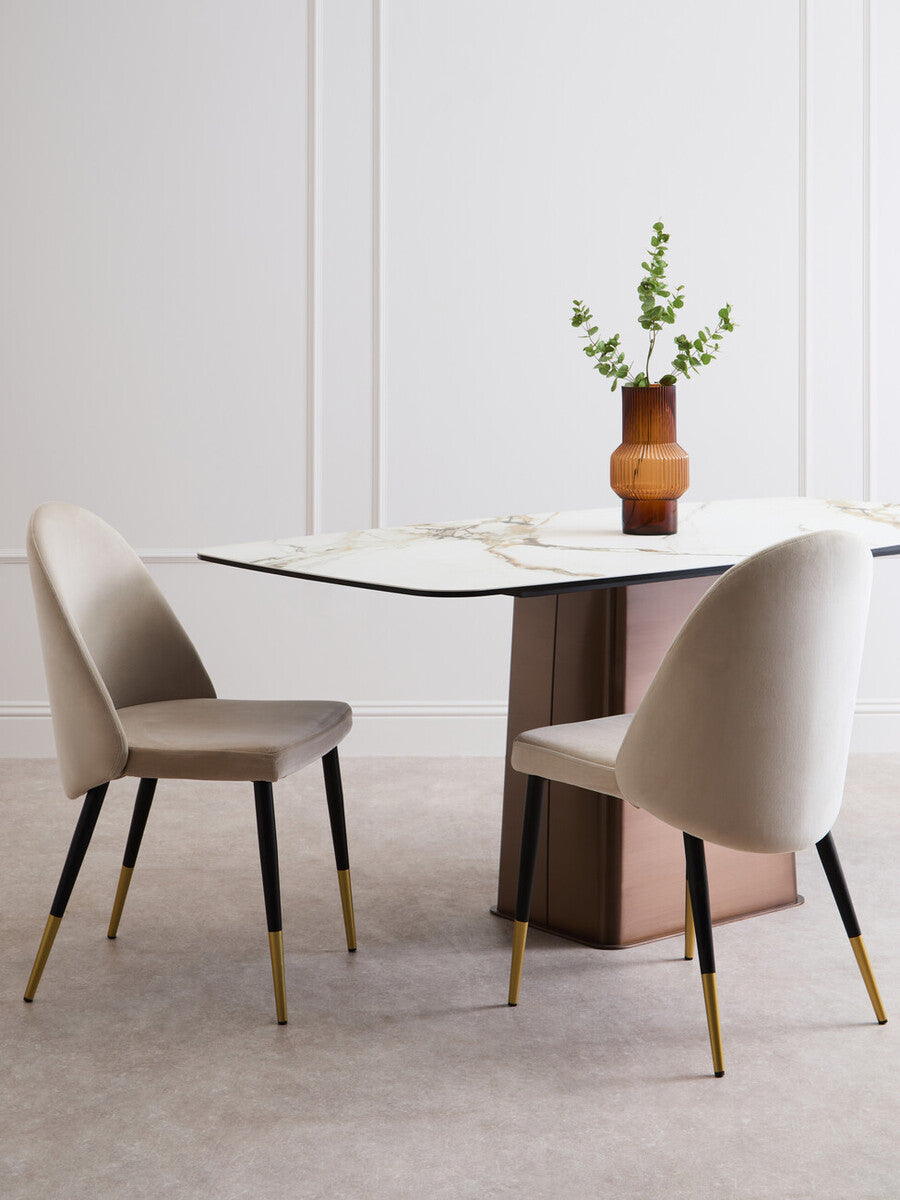 Gilden Dining Chair With Curved Back