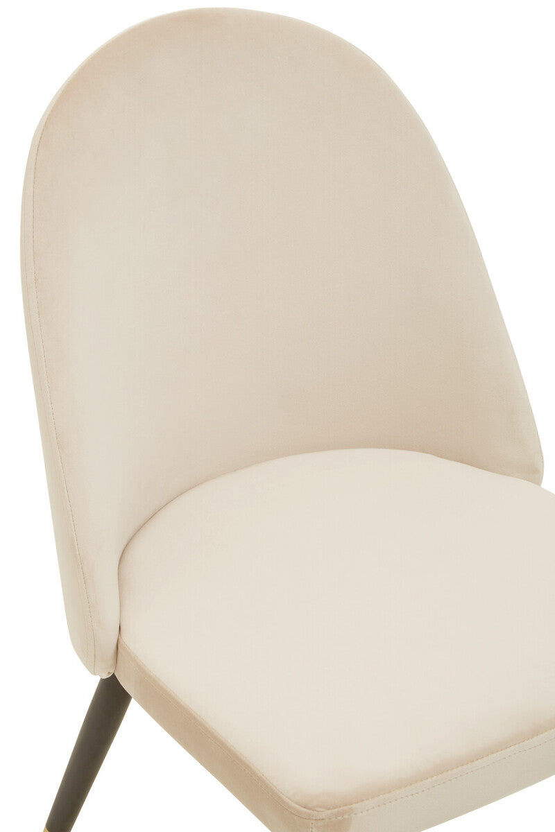 Gilden Dining Chair With Curved Back