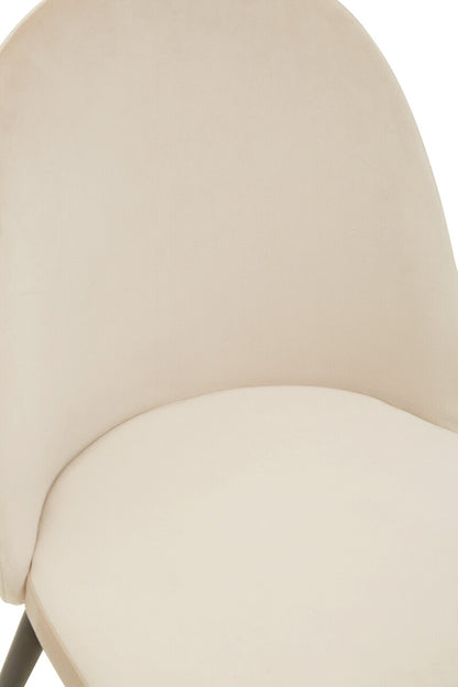 Gilden Dining Chair With Curved Back