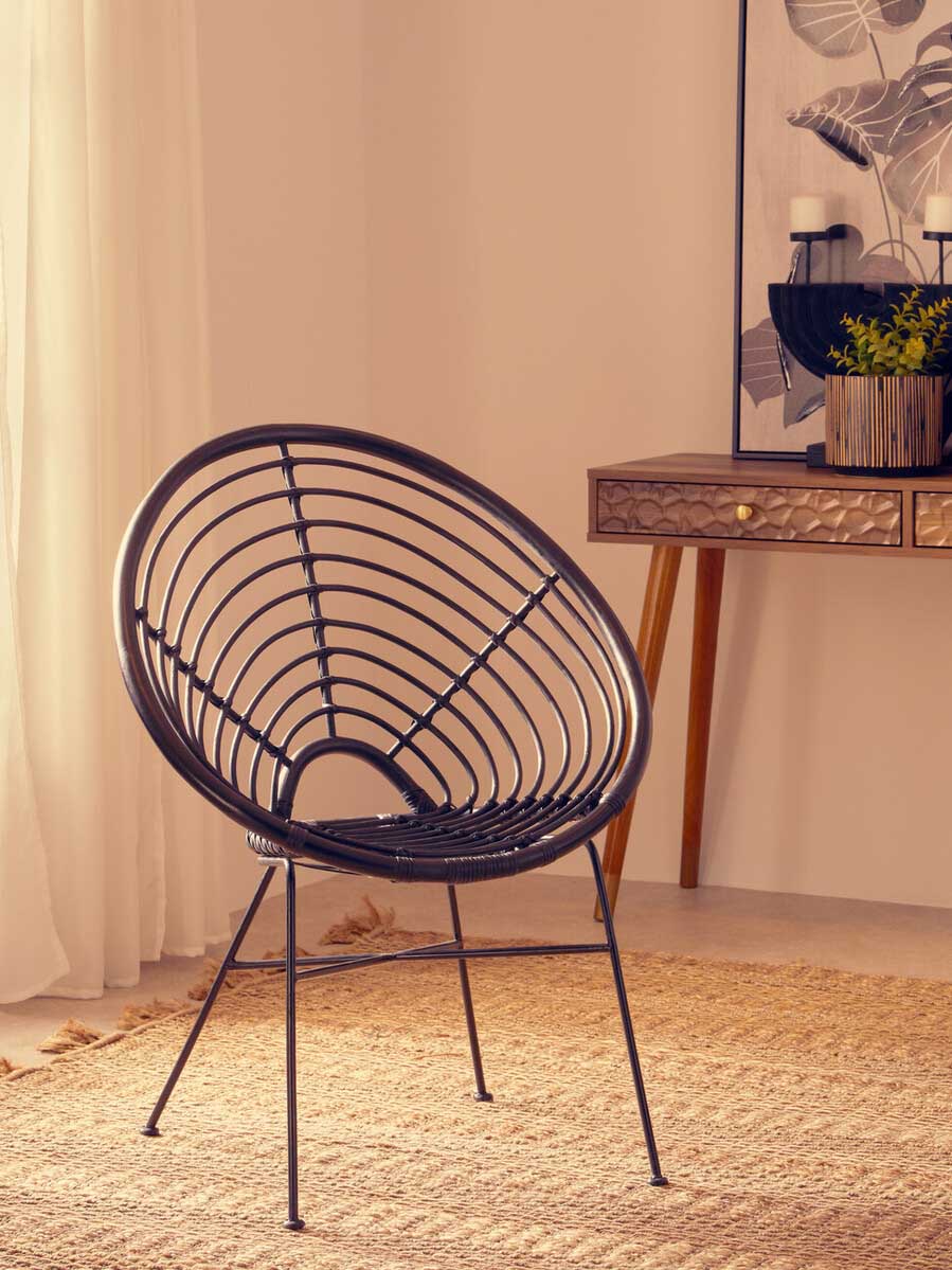 Java Black Natural Rattan Round Chair
