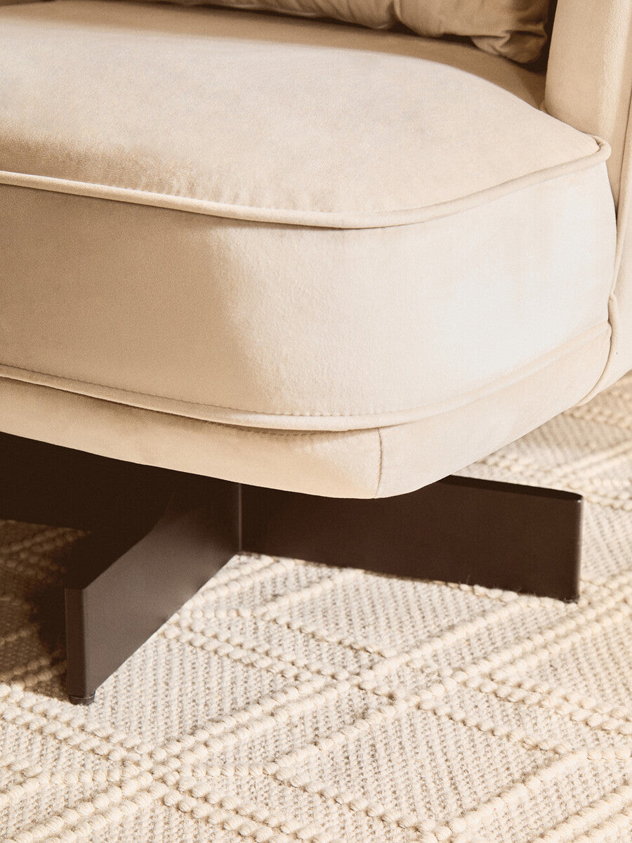 Hale Cream Velvet Swivel Chair - Image 5
