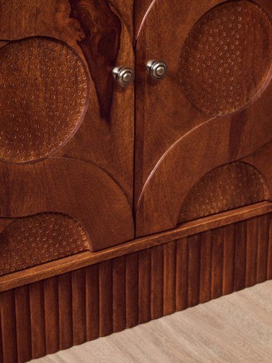 Siva Four Door Mango Wood Hammered Sideboard - Image 8