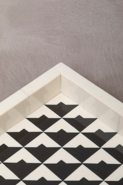 Davino Black And White Tray