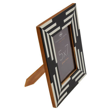 Donato 5In X 7In Black And White Stripe Photo Frame - Image 3