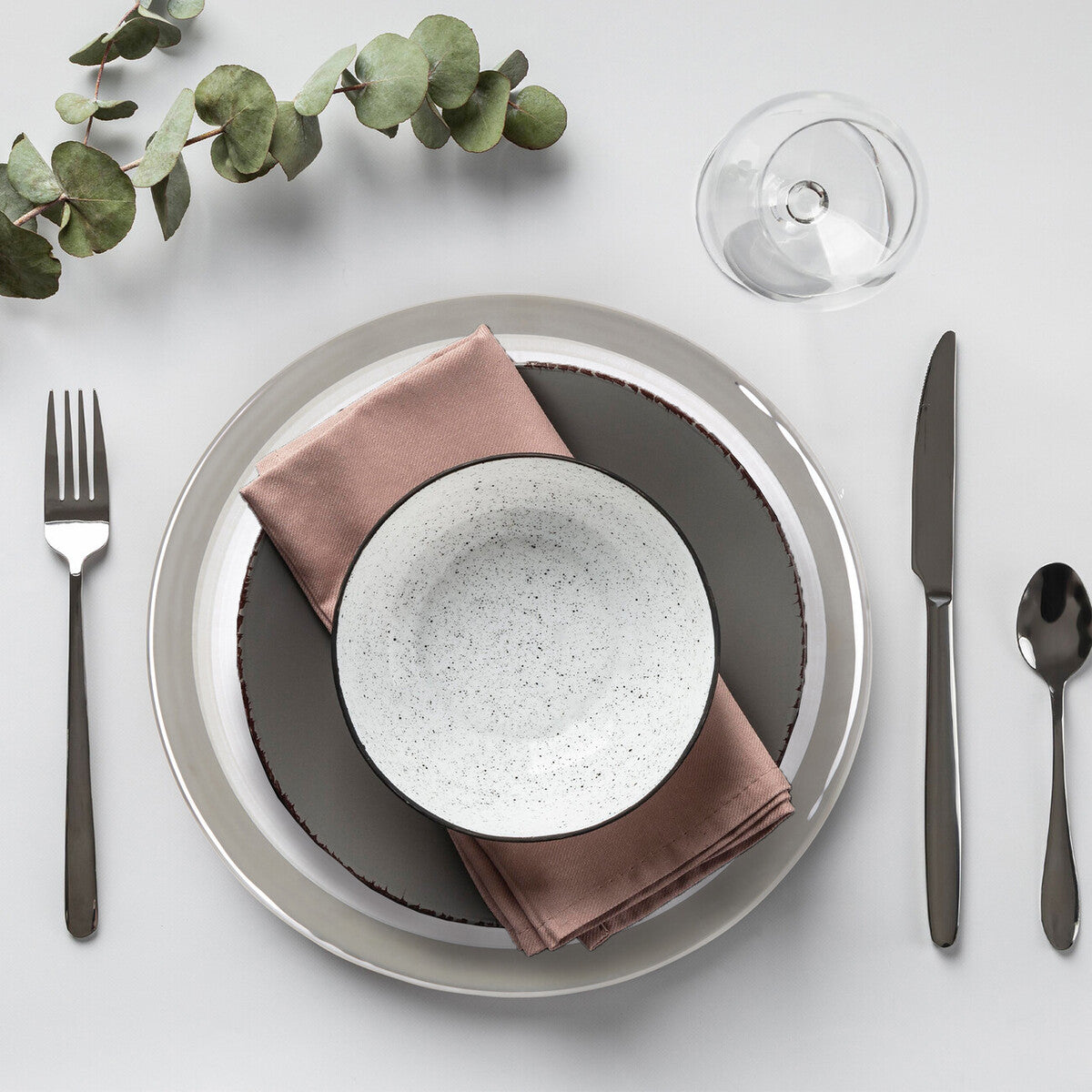 Ida Set of Four 33cm Dia Embossed Charger Plates with Silver Rim