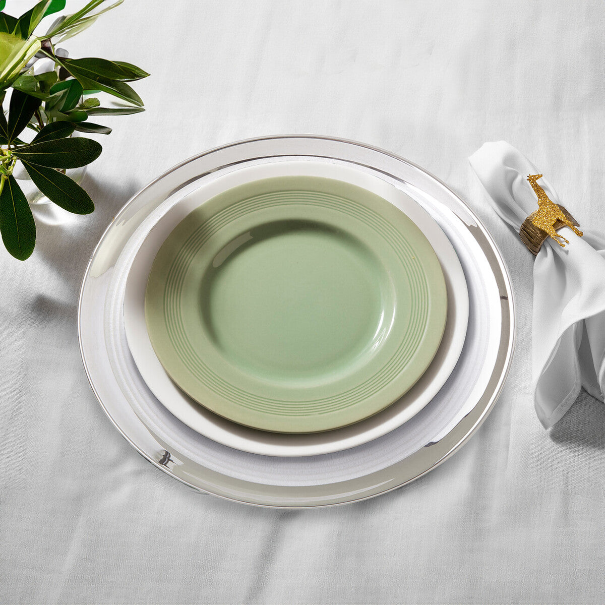 Ida Set of Four 32cm Dia Embossed Coupe Charger Plates