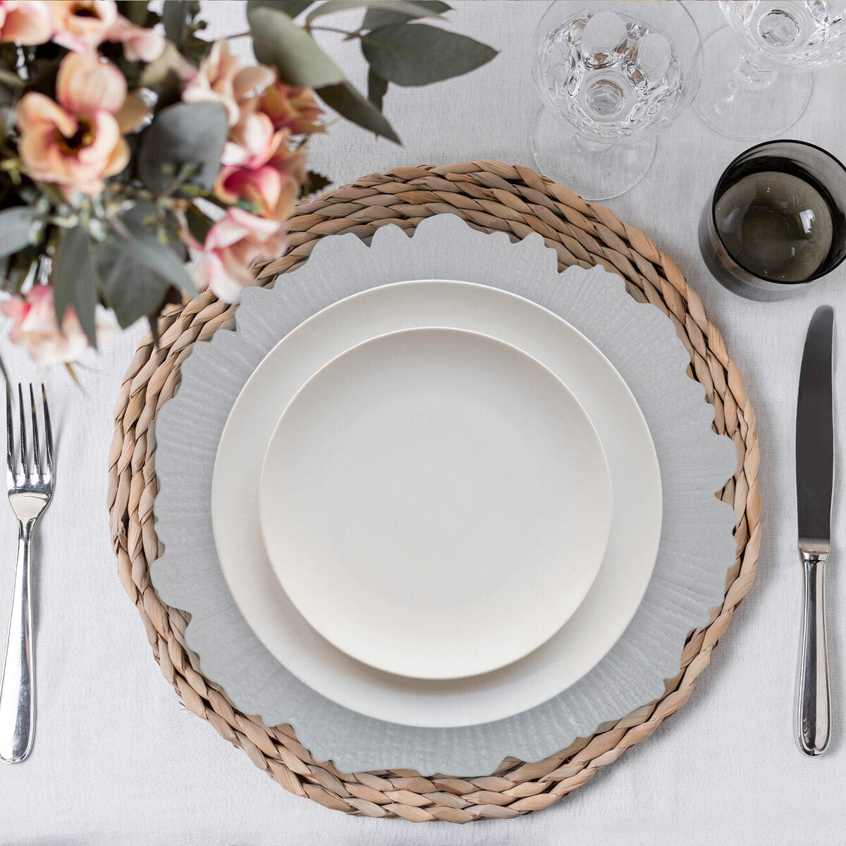 Set of Four 33cm Dia White Reef Charger Plates