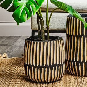 Arlo Small Engraved Natural And Black Planter